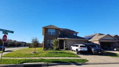 2603 Gold Flake Terrace Rd in Spring, TX - Building Photo - Building Photo