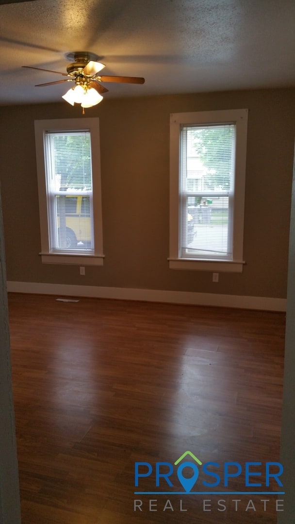 827 Niagara St in Eau Claire, WI - Building Photo - Building Photo