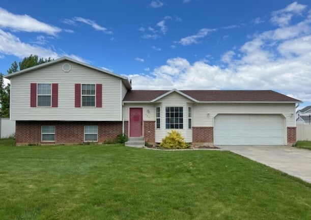 property at 745 N 280 W