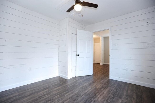 property at 5917-1-5912 Sherman St