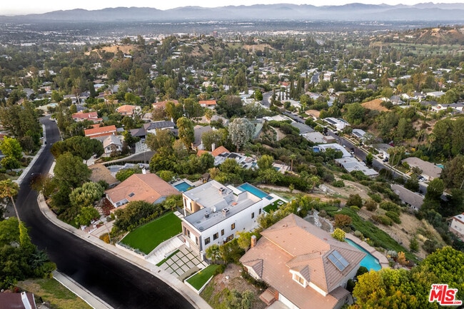 4338 Gayle Dr in Los Angeles, CA - Building Photo - Building Photo