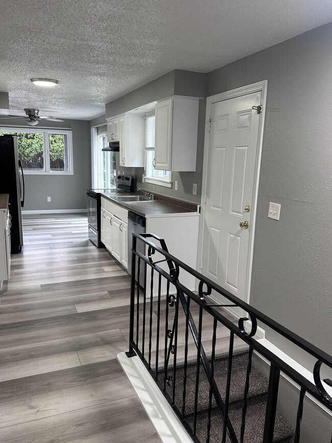 1707 W 6th Ave, Unit A101