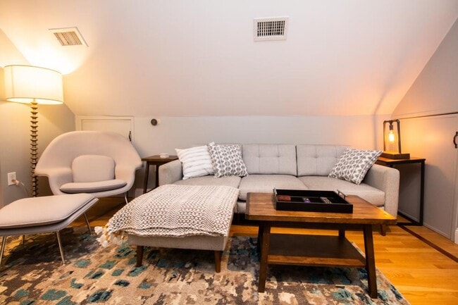 247 Savin Hill Ave in Boston, MA - Building Photo - Building Photo