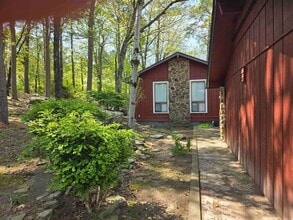 127 Shorthaven Ln in Fairfield Bay, AR - Building Photo - Building Photo