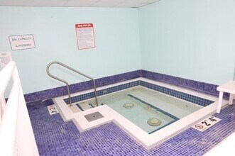 4800 S Chicago Beach Dr in Chicago, IL - Building Photo - Building Photo