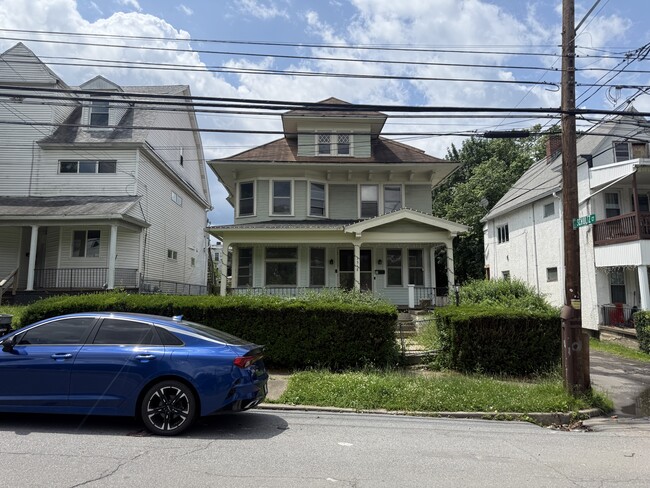 property at 1518 Linden St