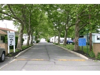 Brookside Mobile Estates in Hazlet, NJ - Building Photo