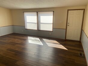 103 Boxwood Ln in Beaver, WV - Building Photo - Building Photo