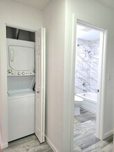 6 Parkside Ct in Vernon Hills, IL - Foto de edificio - Building Photo