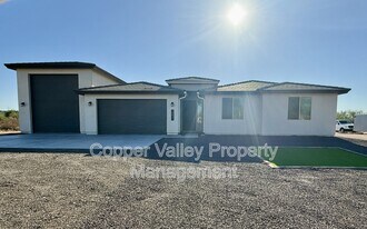 15831 W Jomax Rd in Surprise, AZ - Building Photo