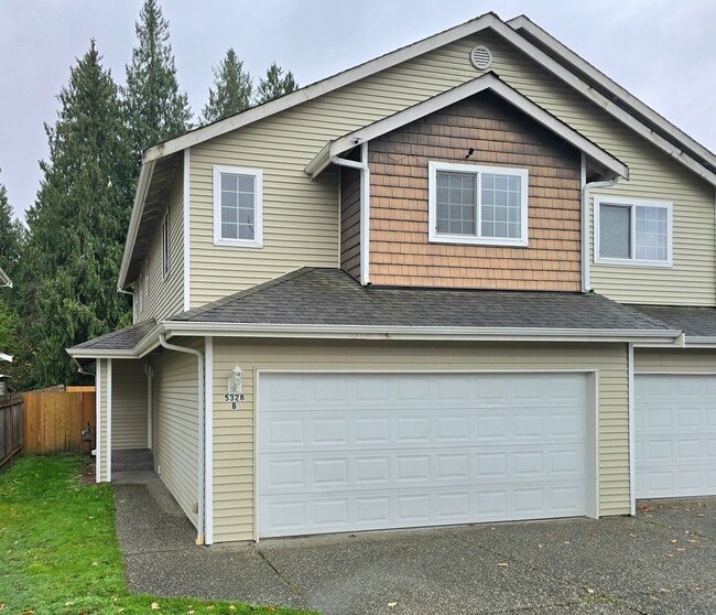 property at 5328 138th St NE