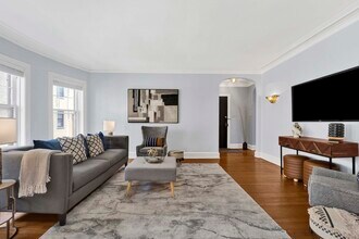 826 Michigan Ave in Evanston, IL - Building Photo - Building Photo
