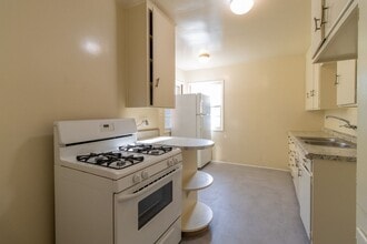 449 N Euclid Ave in Pasadena, CA - Building Photo - Building Photo