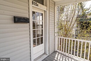 915 N Division St in Salisbury, MD - Building Photo