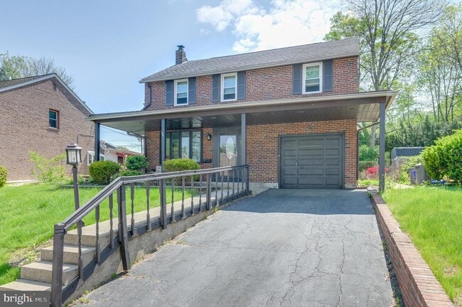 property at 289 Friendship Rd