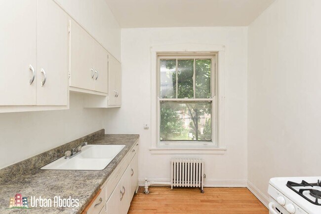 5023 N Winchester Ave, Unit A01 in Chicago, IL - Building Photo - Building Photo