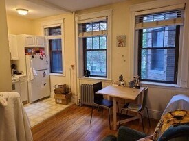 70 Queensberry St, Unit 2 in Boston, MA - Building Photo