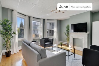 Private bedroom in 4 bed/1 bath Home in Boston, MA - Building Photo - Building Photo