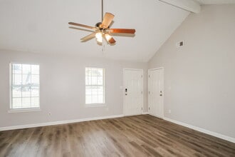 6650 Black Oak Dr in Walls, MS - Building Photo - Building Photo