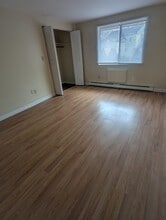 468 Main St, Unit 1 in East Haven, CT - Building Photo - Building Photo