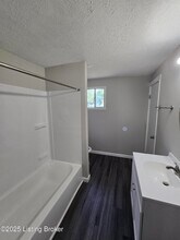 1542 Garland Ave in Louisville, KY - Building Photo - Building Photo
