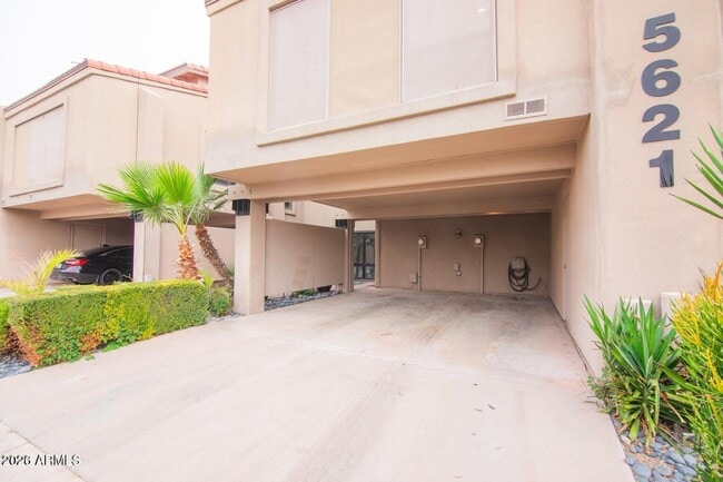 property at 5621 N 79th St