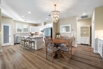 638 Riverbed Cir in Reno, NV - Building Photo - Building Photo