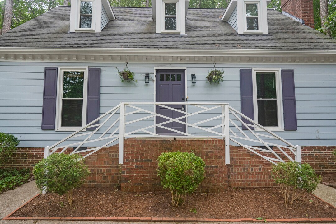 7500 Ray Rd in Raleigh, NC - Foto de edificio