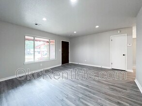 2700 N Wheeler Ave in Oklahoma City, OK - Building Photo - Building Photo