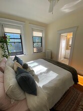 1318 Commonwealth Ave, Unit 18 in Boston, MA - Building Photo - Building Photo