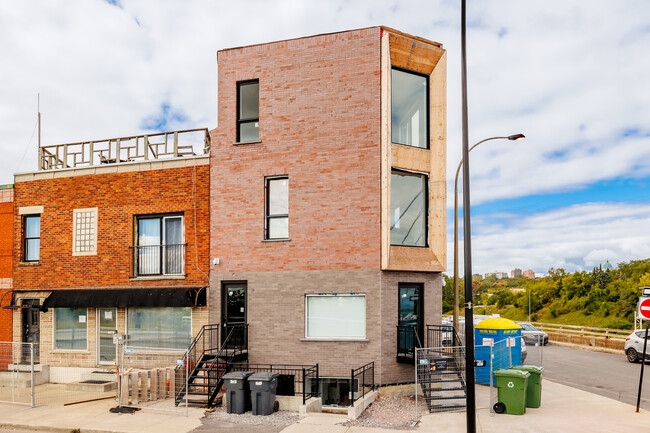 5451 Saint-Jacques Rue in Montréal, QC - Building Photo - Building Photo