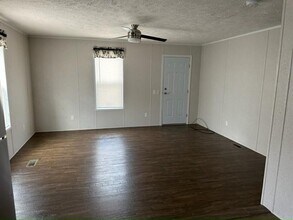 266 Mallard Ln in Madison, WI - Building Photo - Building Photo