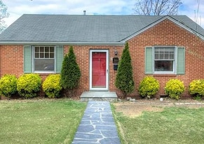 1614 Westhill Rd in Richmond, VA - Building Photo