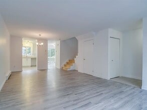 52 Rue des Marouettes in Gatineau, QC - Building Photo - Building Photo