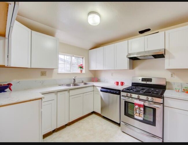 2603 Mattison Ln in Santa Cruz, CA - Building Photo - Building Photo