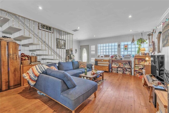 property at 5210 Woodrow Ave