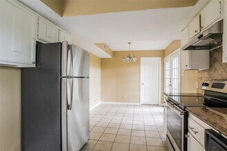 8510 Cookwood Dr in Houston, TX - Building Photo - Building Photo