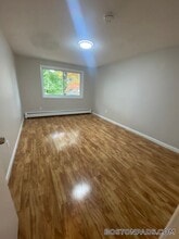 140 Willard St in Lowell, MA - Foto de edificio - Building Photo