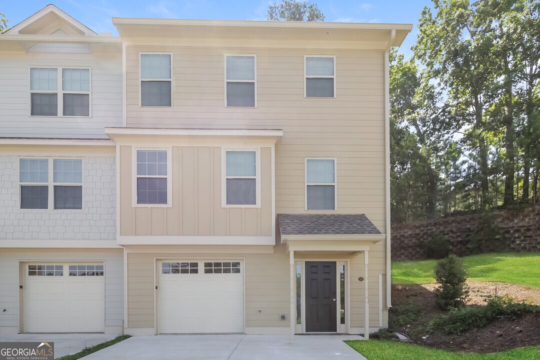 34 Gilliam's Xing SW in Cartersville, GA - Building Photo