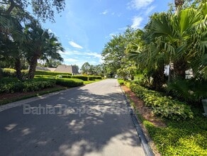 2275 Alden Ln in Palm Harbor, FL - Building Photo - Building Photo