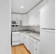 30 Edgerly Rd, Unit 33-16