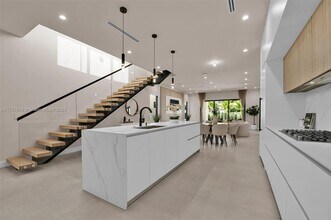 920 NE 17th Ave in Fort Lauderdale, FL - Foto de edificio - Building Photo