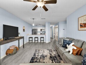 7600 Seawall Blvd in Galveston, TX - Building Photo - Building Photo
