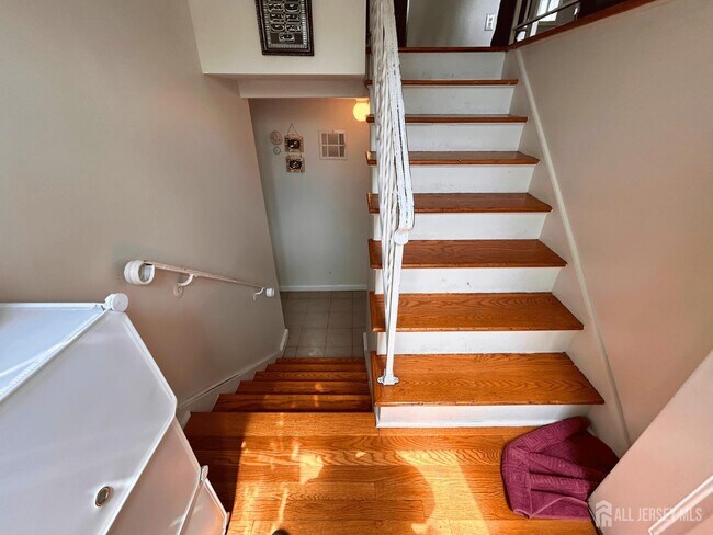 74 Washington Ave in Woodbridge Township, NJ - Building Photo - Building Photo