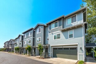 Aster Townhomes in Sumner, WA - Building Photo