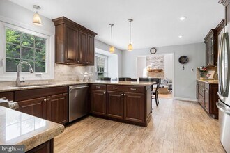 1099 Armstrong Ct in Chesterbrook, PA - Building Photo - Building Photo