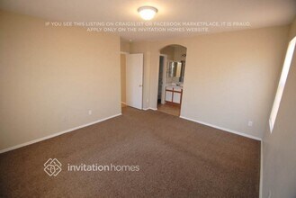 725 S Parkwood in Mesa, AZ - Foto de edificio - Building Photo