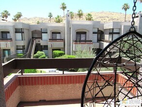 2601 S Broadmoor Dr in Palm Springs, CA - Building Photo - Building Photo