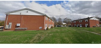 6632-6666 Rita Dr in Enon, OH - Building Photo