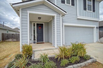 210 Cold Spg Lp in Bastrop, TX - Building Photo - Building Photo